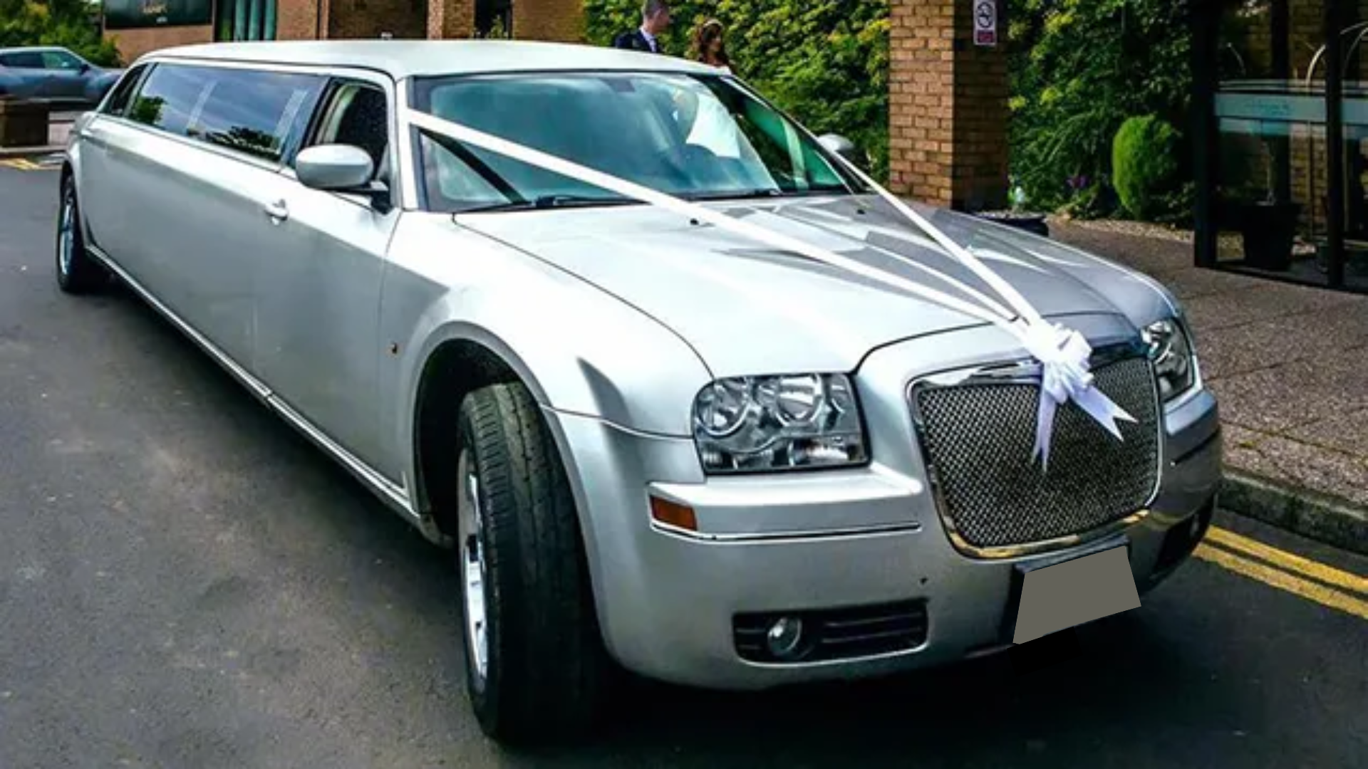 Baby Bentley Chrysler Limo - View 3