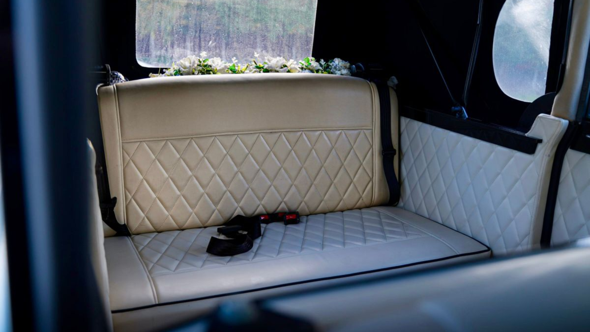 Regent Landaulette Convertible - View 2